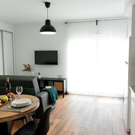 Gold Apartment Ferrel I Esterno foto