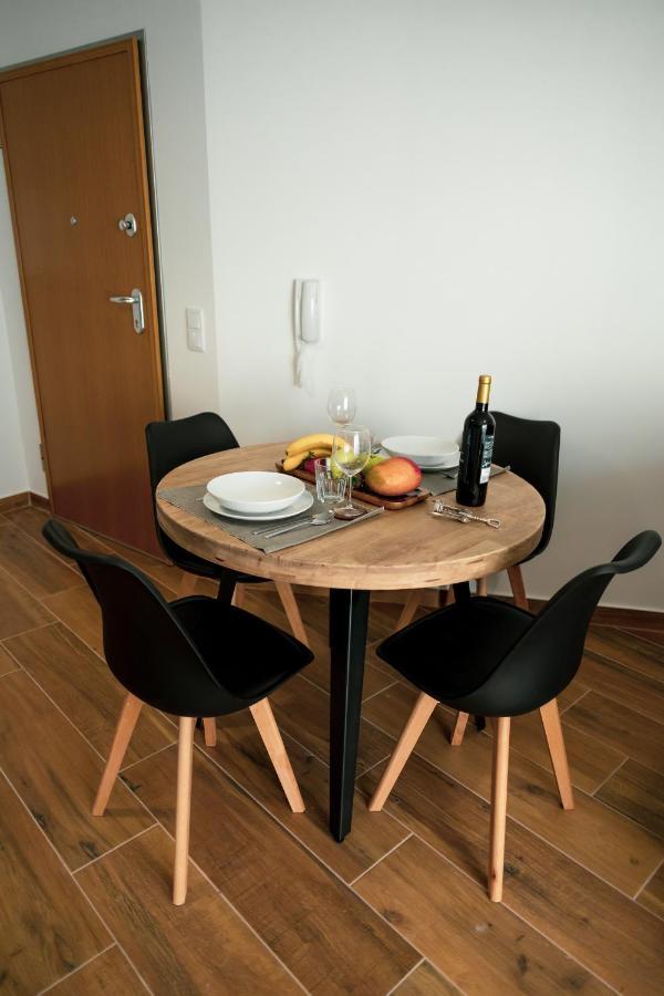 Gold Apartment Ferrel I Esterno foto