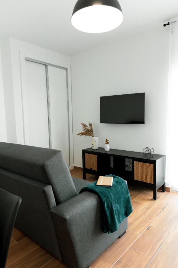Gold Apartment Ferrel I Esterno foto