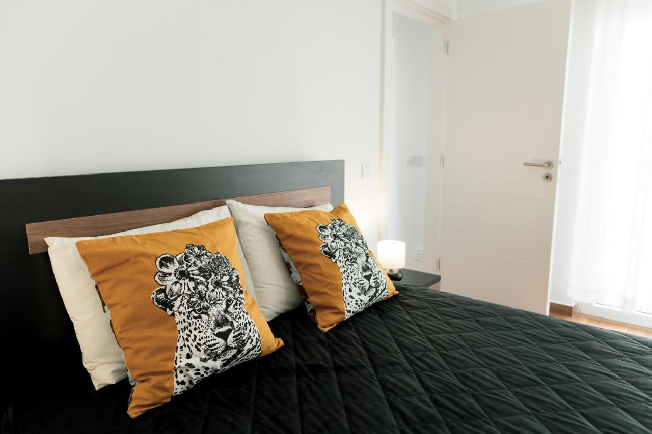 Gold Apartment Ferrel I Esterno foto