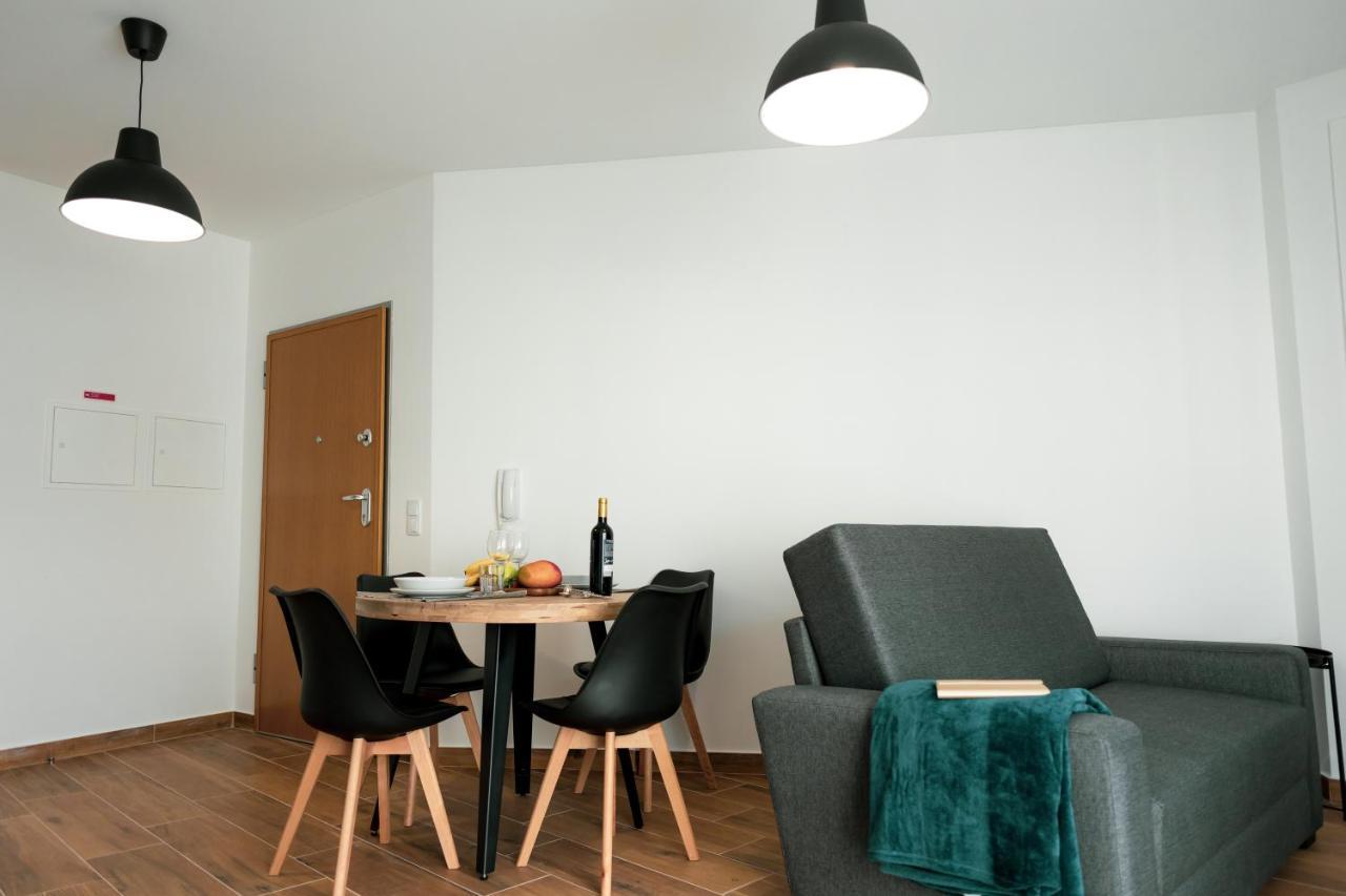 Gold Apartment Ferrel I Esterno foto