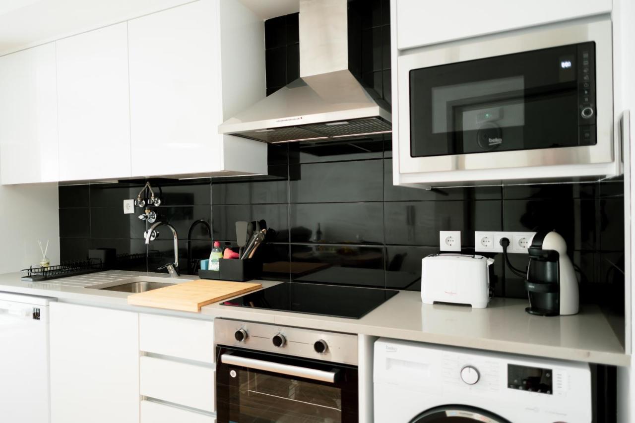 Gold Apartment Ferrel I Esterno foto