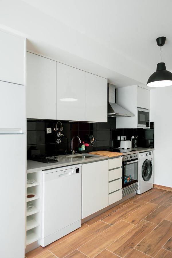 Gold Apartment Ferrel I Esterno foto